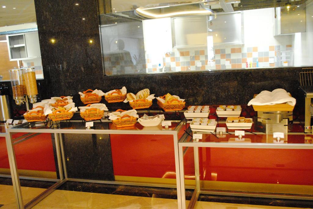 Raviz Center Point Hotel Dubai Luaran gambar