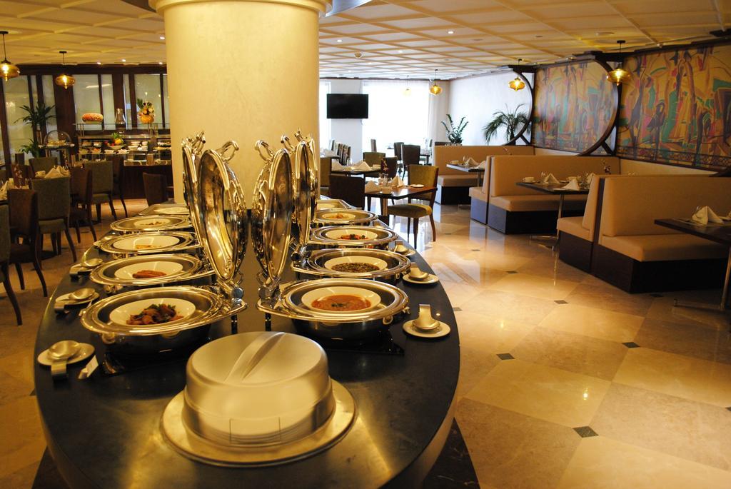 Raviz Center Point Hotel Dubai Luaran gambar