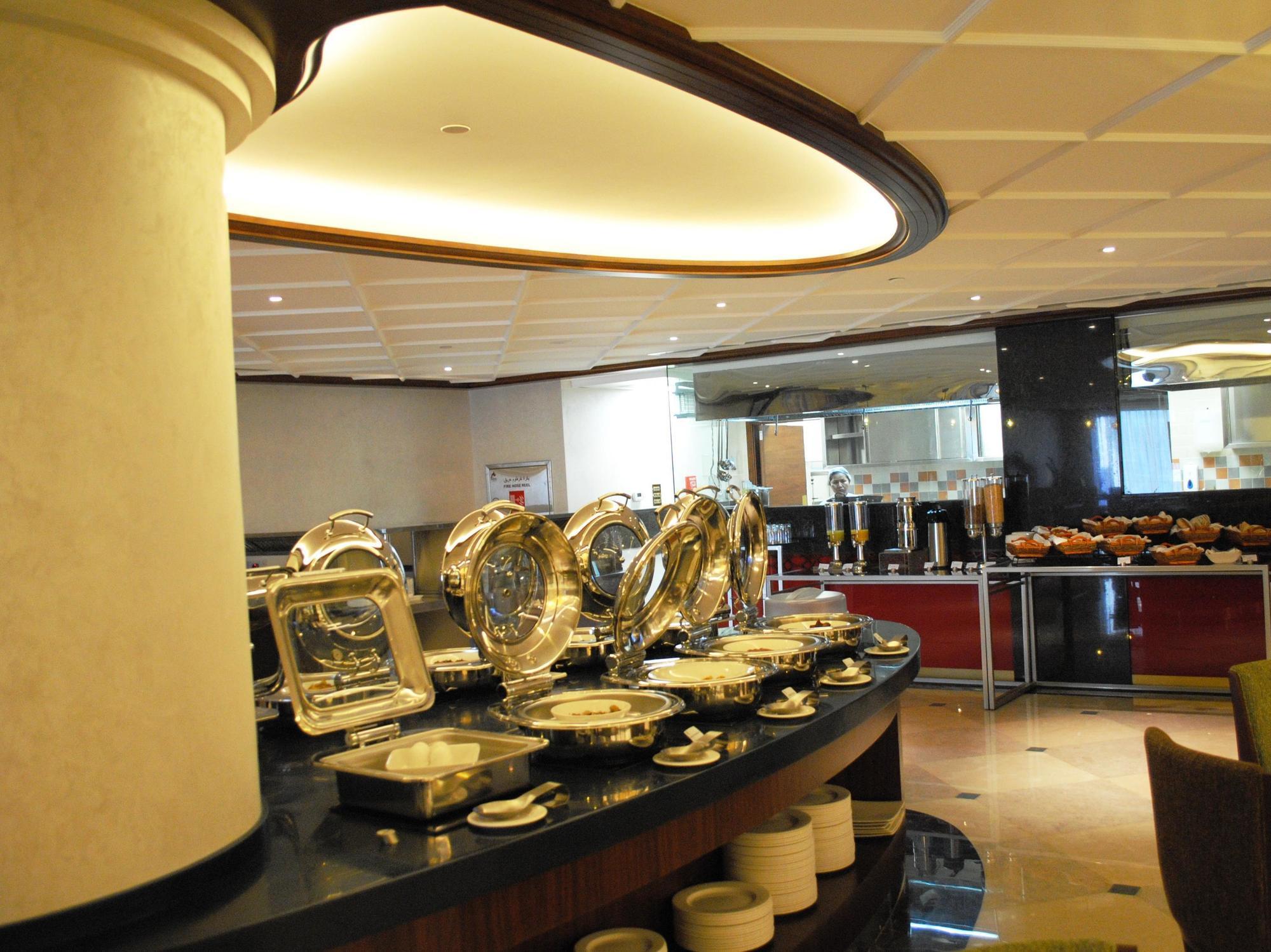 Raviz Center Point Hotel Dubai Luaran gambar