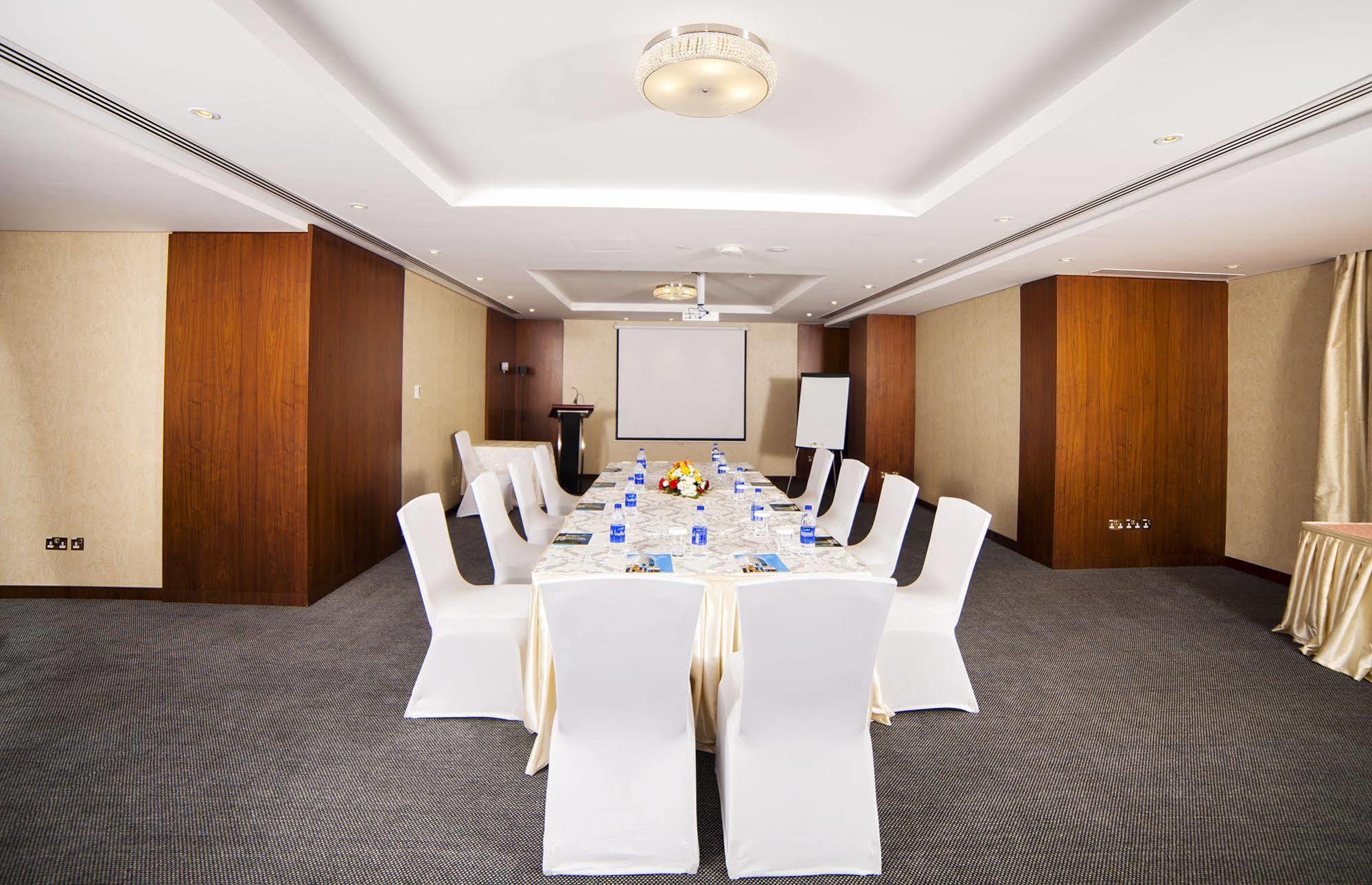 Raviz Center Point Hotel Dubai Luaran gambar